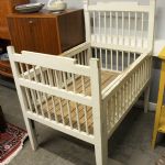 852 7283 CHILDRENS BED